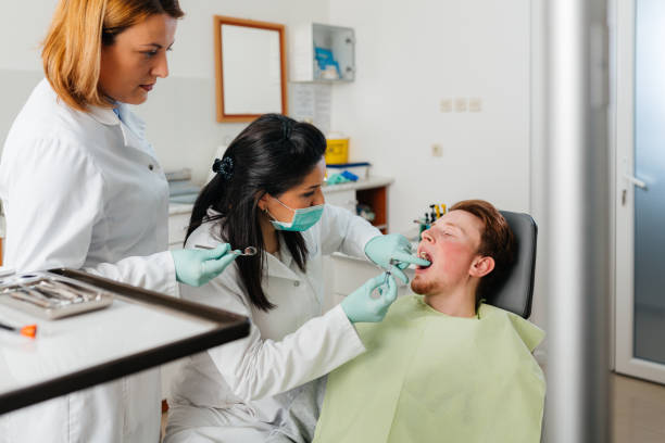Best Chipped Tooth Repair Near Me  in University Of Pittsburgh Johnstown, PA